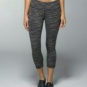 Lululemon crop grey leggings